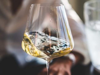 De mest sällsynta champagnerna och hur man hittar dem illustration